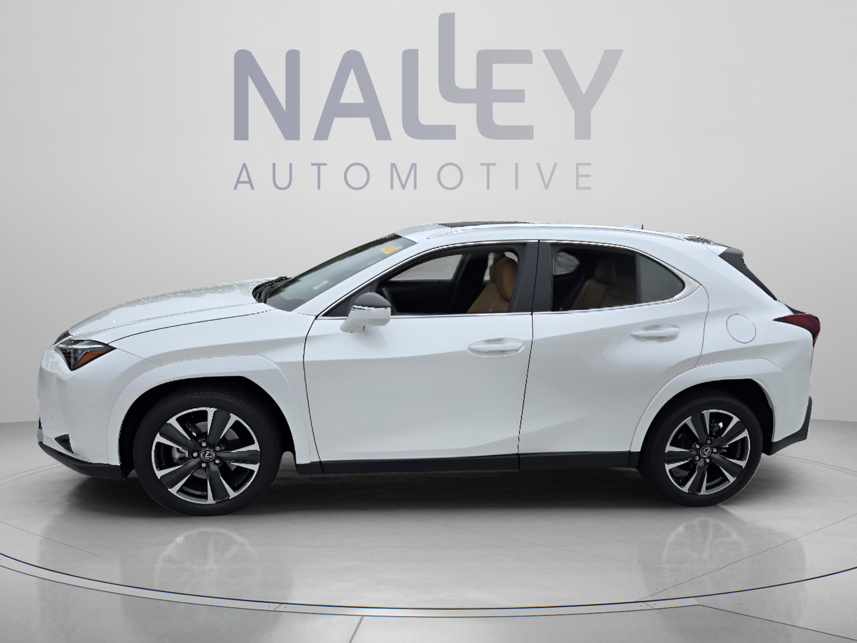 Used 2025 Lexus UX 300h FWD w/ Accessory Package (Z2) image 2