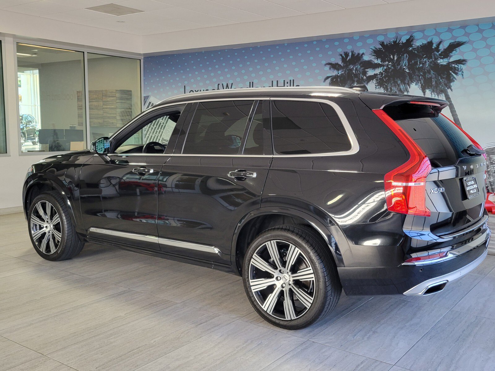 Used 2021 Volvo XC90 T8 Inscription image 3