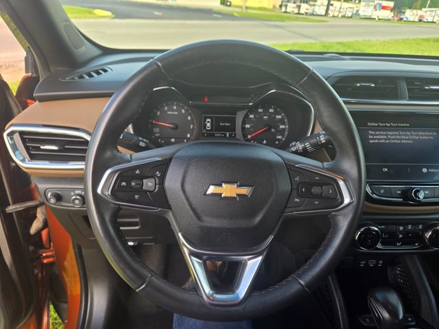 Used 2021 Chevrolet TrailBlazer ACTIV w/ Sun and Liftgate Package FWD image 16