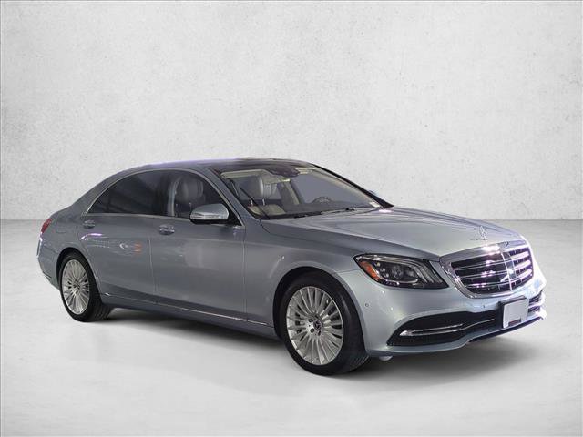 Used 2018 Mercedes-Benz S 560 Sedan image 3