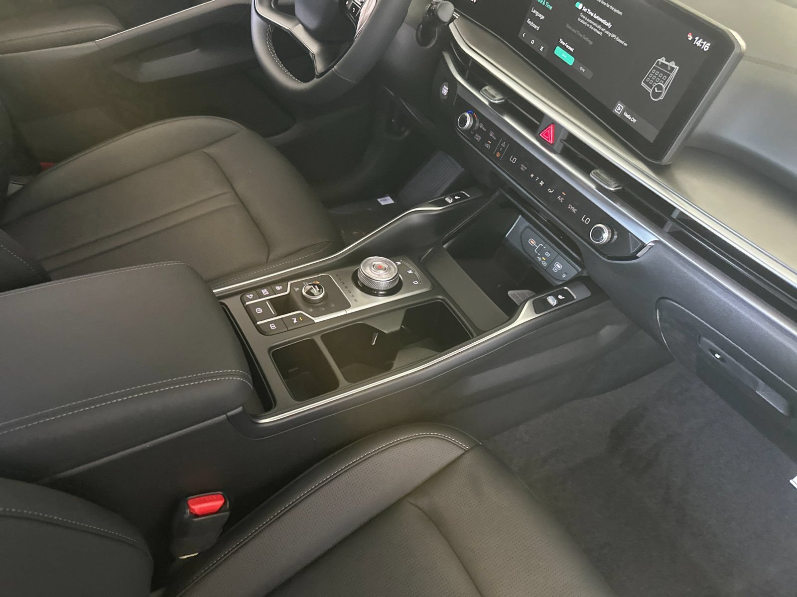 New 2026 Kia Sorento EX AWD/4WD image 17