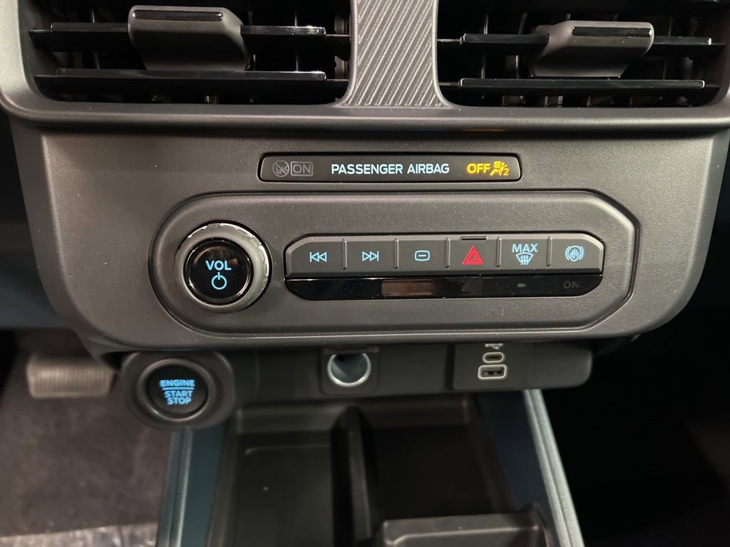New 2026 Ford Maverick XLT AWD/4WD image 13