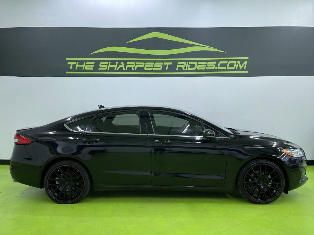 Used 2020 Ford Fusion SE image 11