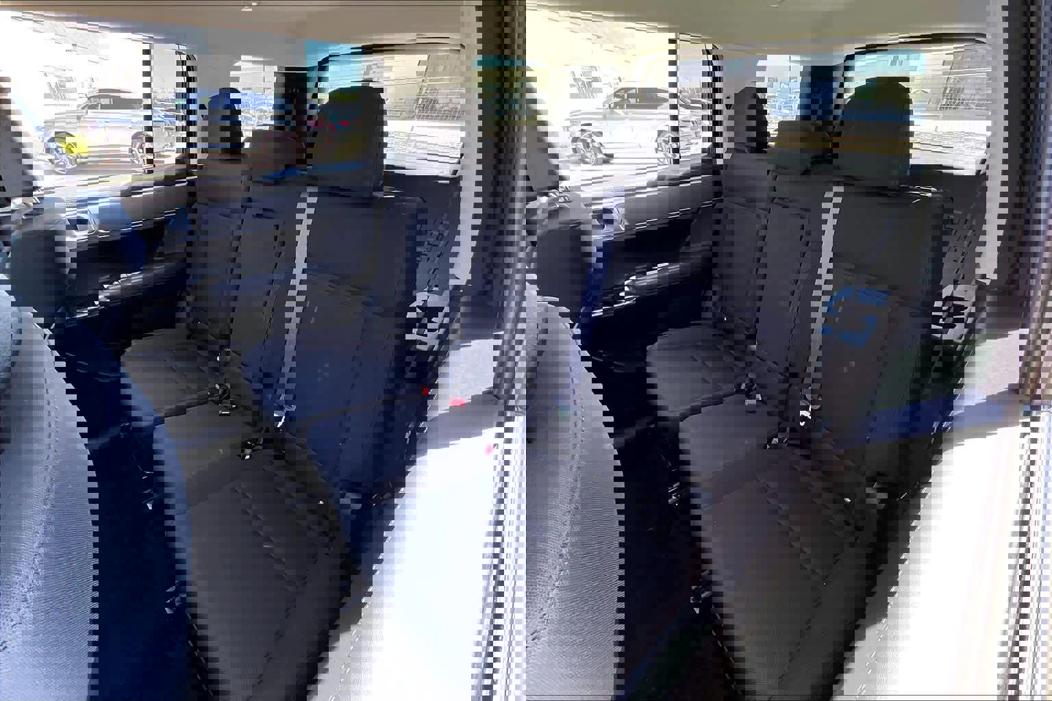 Used 2024 Hyundai Santa Fe SE image 19