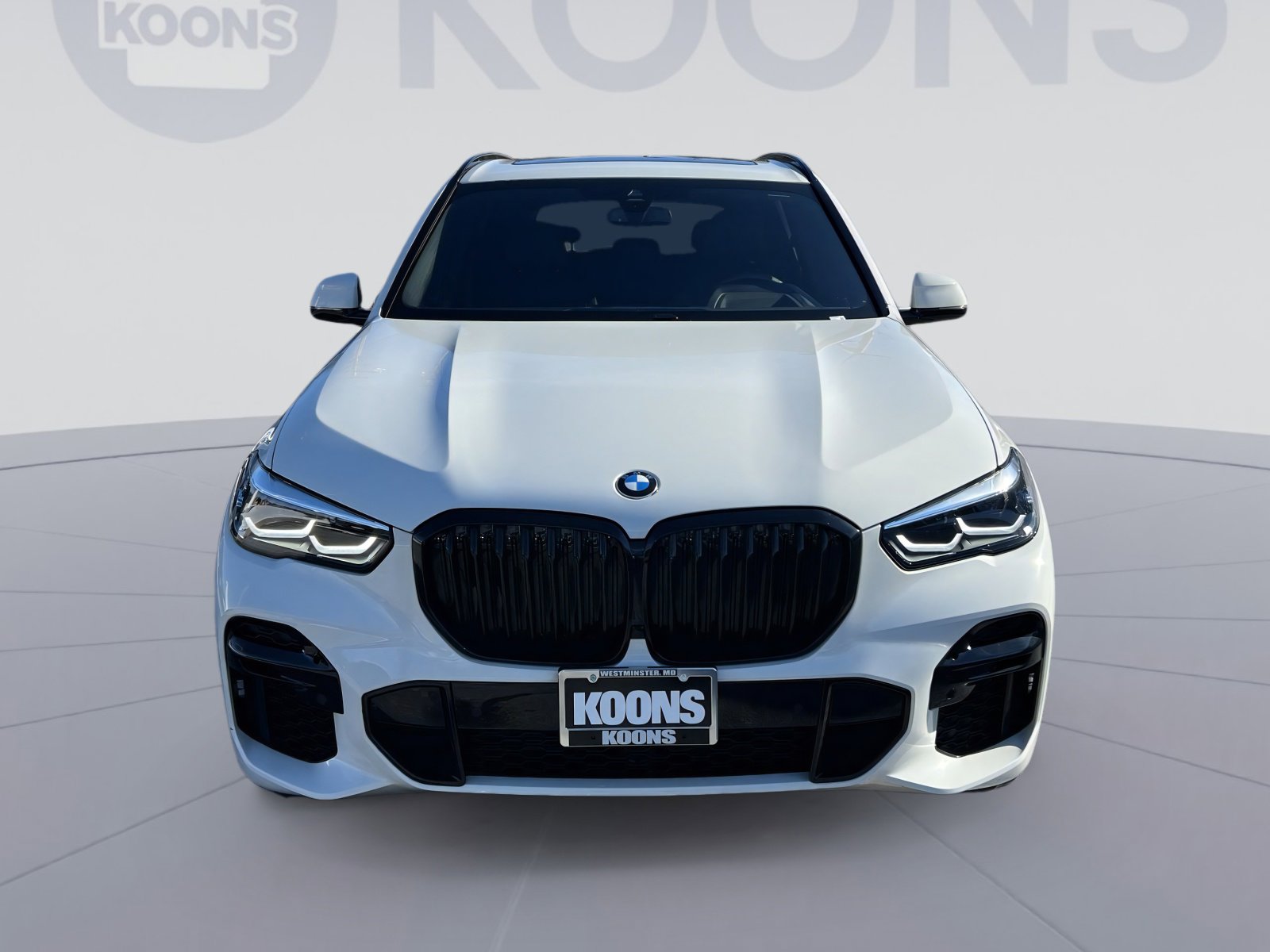 Used 2023 BMW X5 M50i w/ Climate Comfort Package image 11