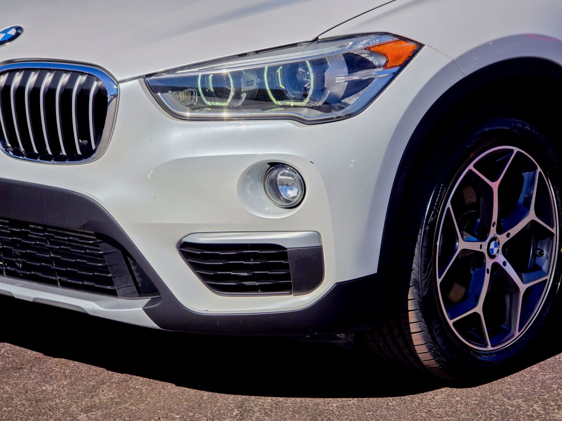 Used 2018 BMW X1 xDrive28i w/ Premium Package image 5