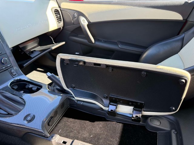 Used 2008 Chevrolet Corvette Convertible w/ Preferred Equipment Group RWD image 22