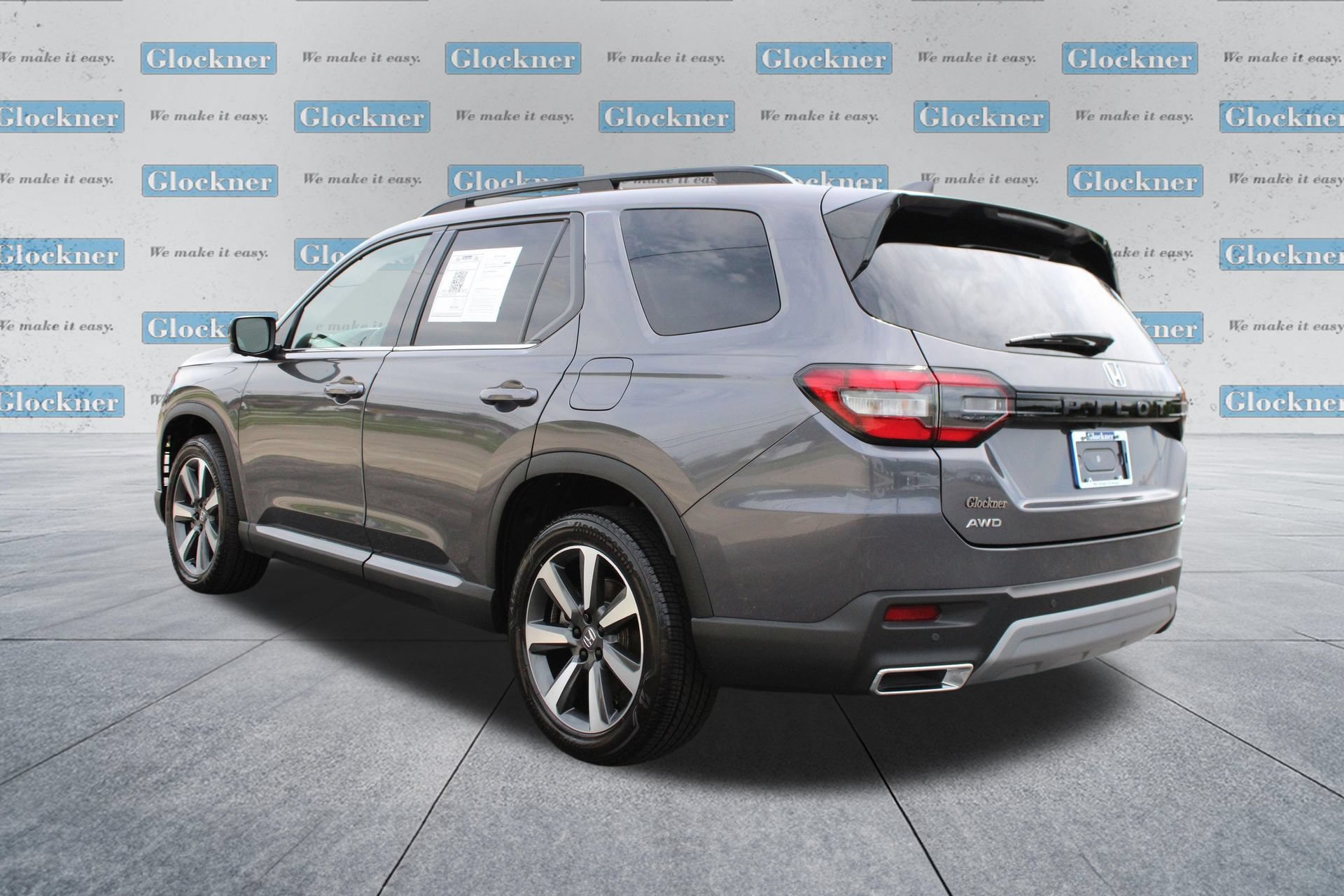 Used 2025 Honda Pilot Elite image 8