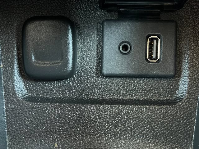 Used 2015 Buick Encore Premium AWD/4WD image 29