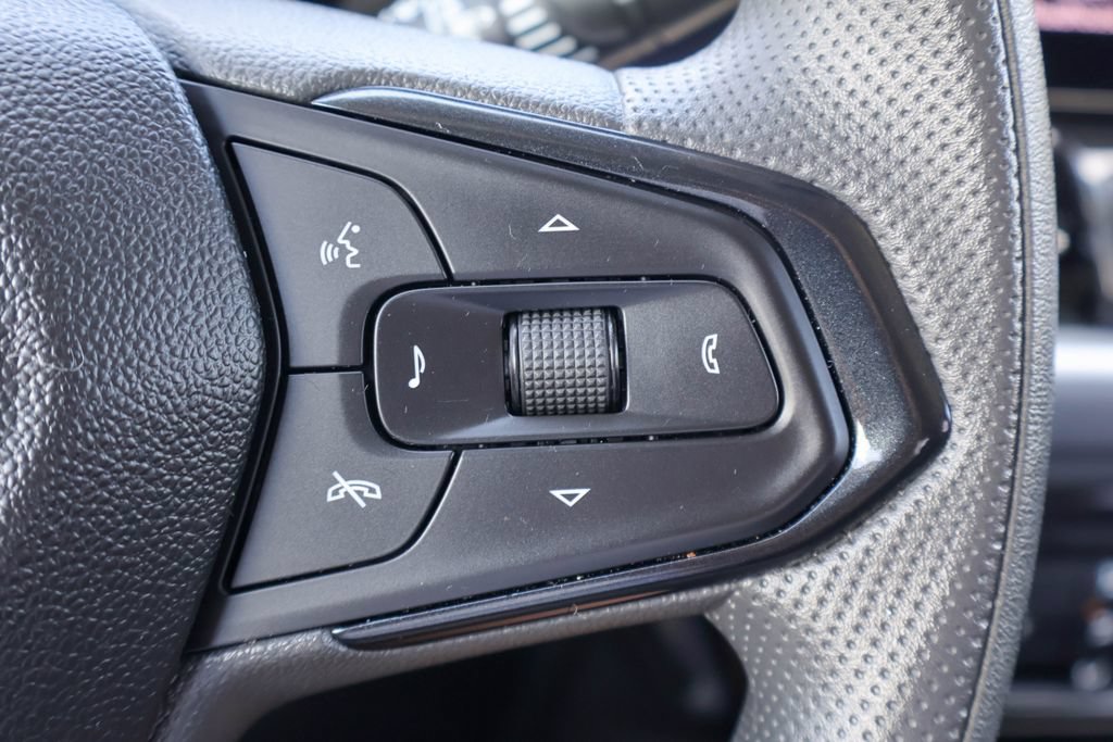 Used 2025 Chevrolet TrailBlazer LT AWD/4WD image 14