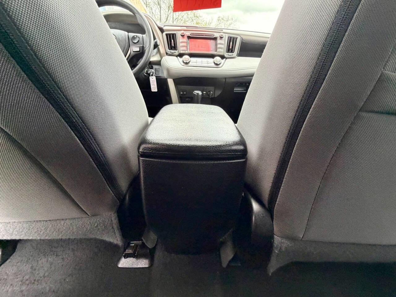Used 2014 Toyota RAV4 XLE AWD/4WD image 39