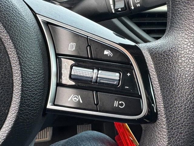 Used 2024 Kia Forte LXS image 19