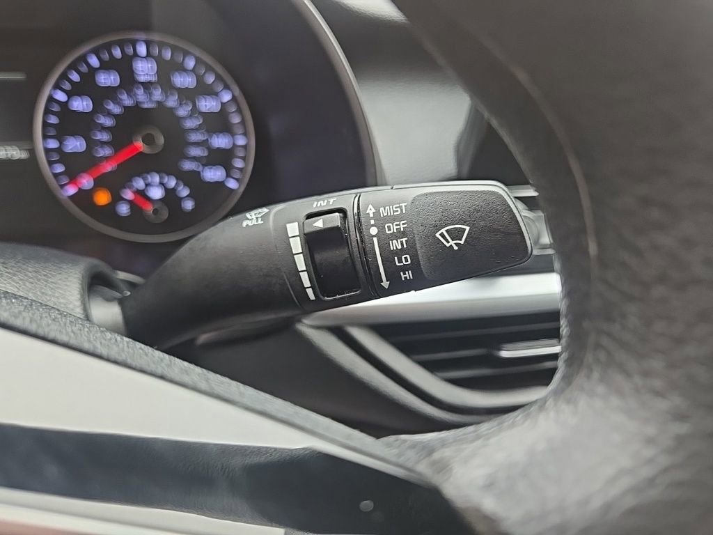 Used 2024 Kia Forte LXS image 21