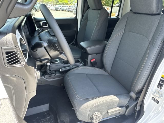New 2026 Jeep Gladiator Sport AWD/4WD image 23