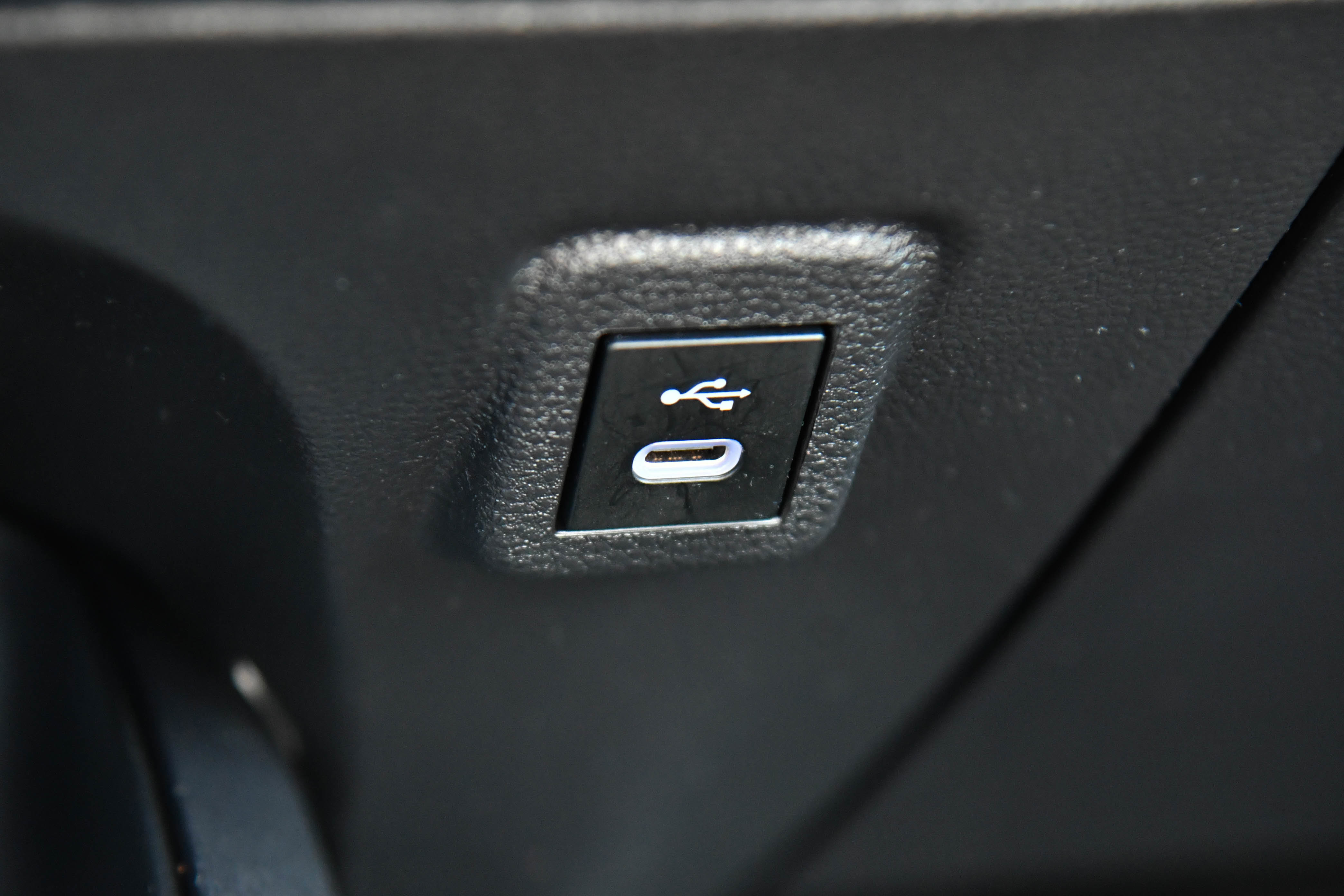Used 2025 Toyota Corolla LE FWD image 24