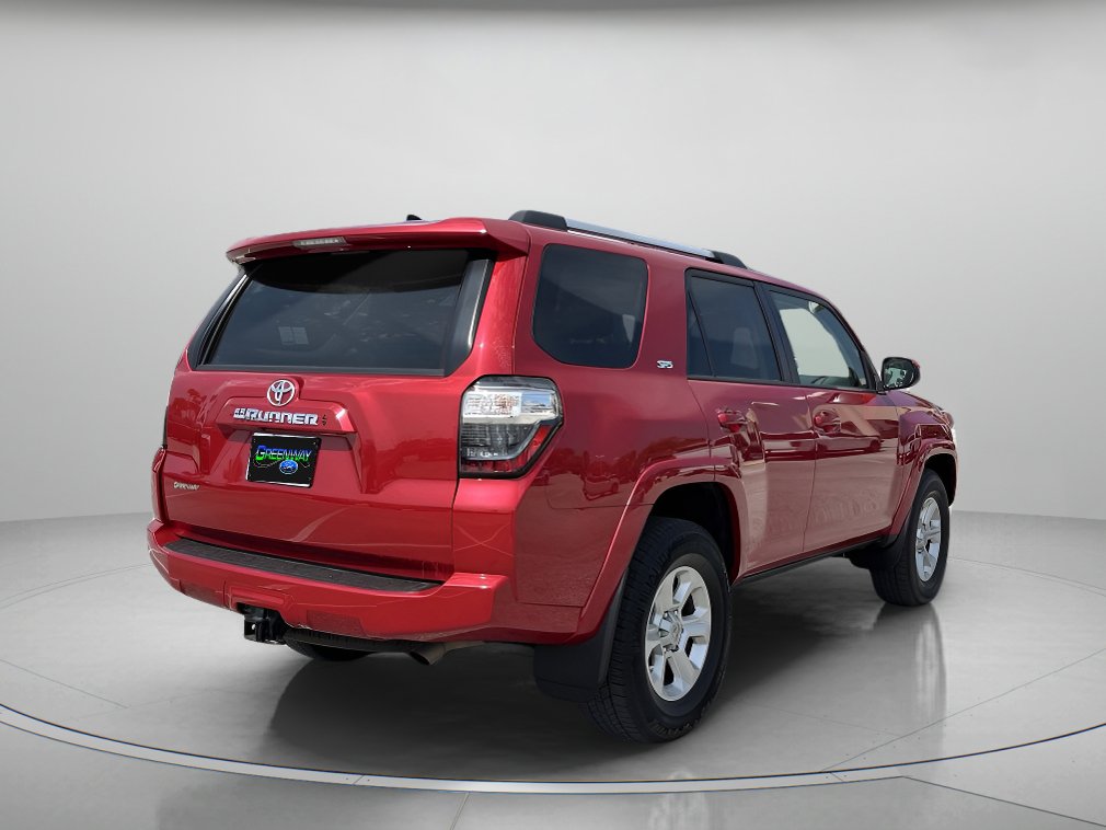 Used 2024 Toyota 4Runner SR5 RWD image 3
