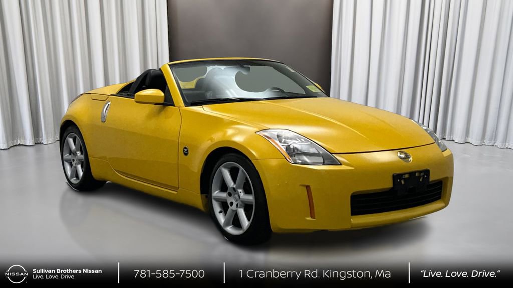 Used 2005 Nissan 350Z Touring image 3