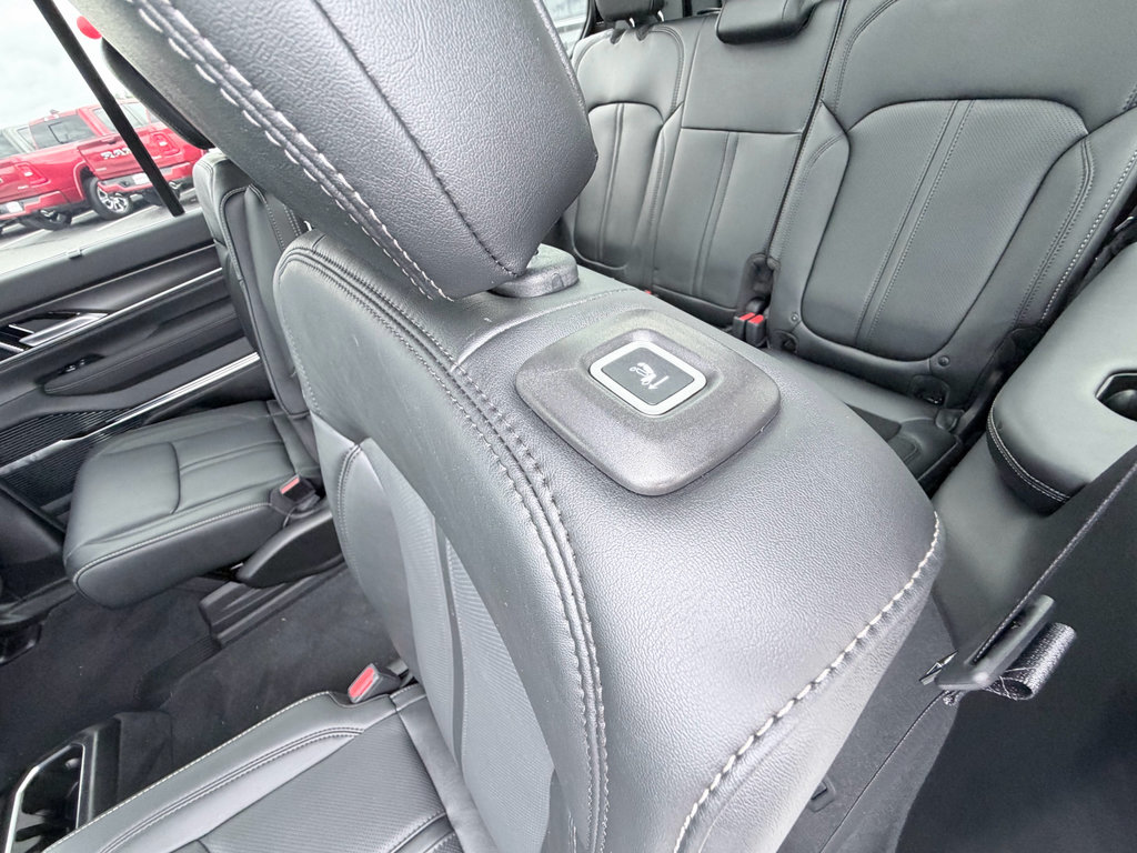 New 2026 Jeep Grand Wagoneer Summit AWD/4WD image 31
