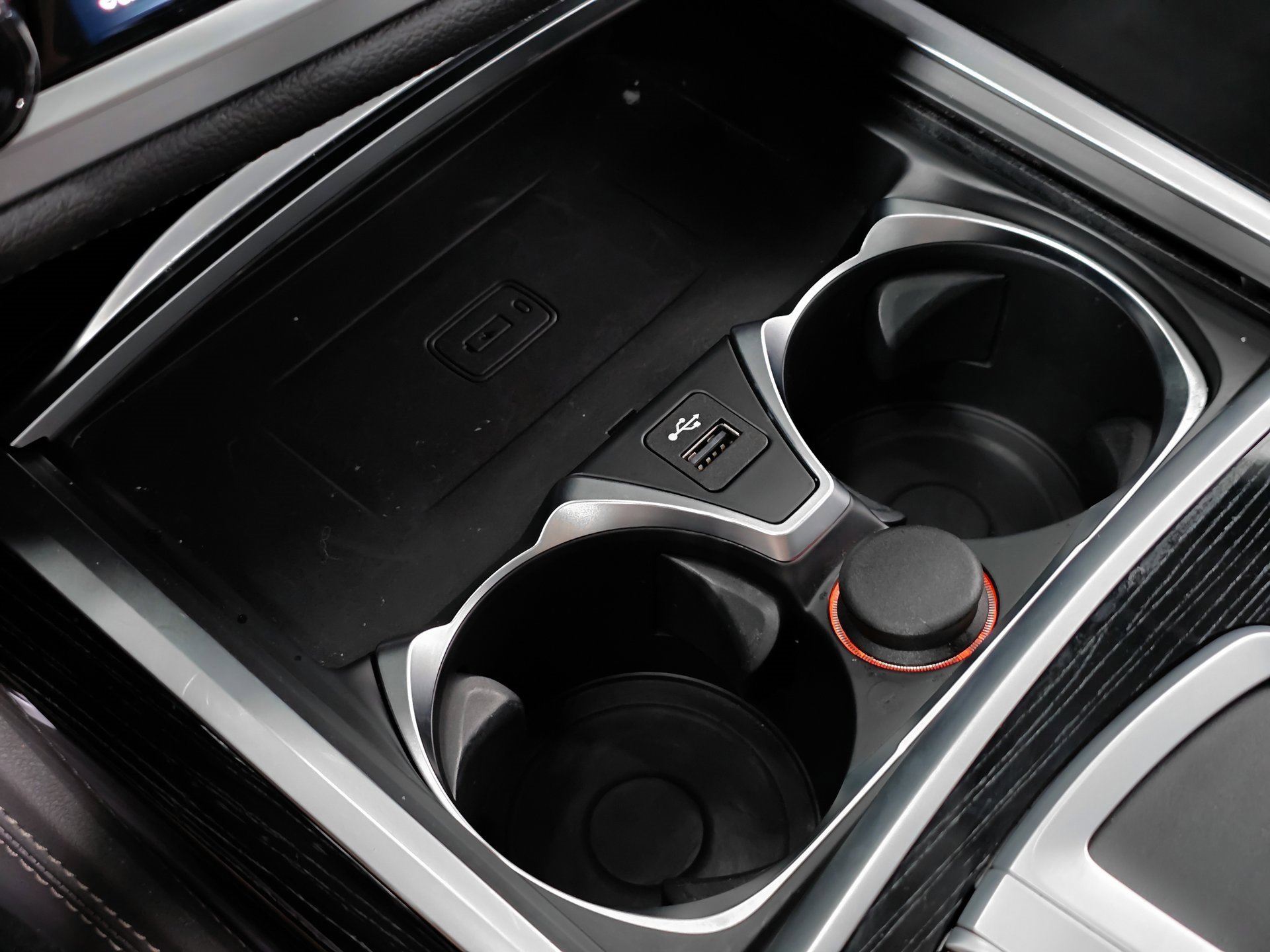 Used 2022 BMW 750i xDrive w/ Executive Package image 33