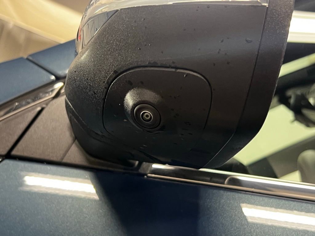 New 2026 GMC Acadia Denali w/ Super Cruise Package image 11