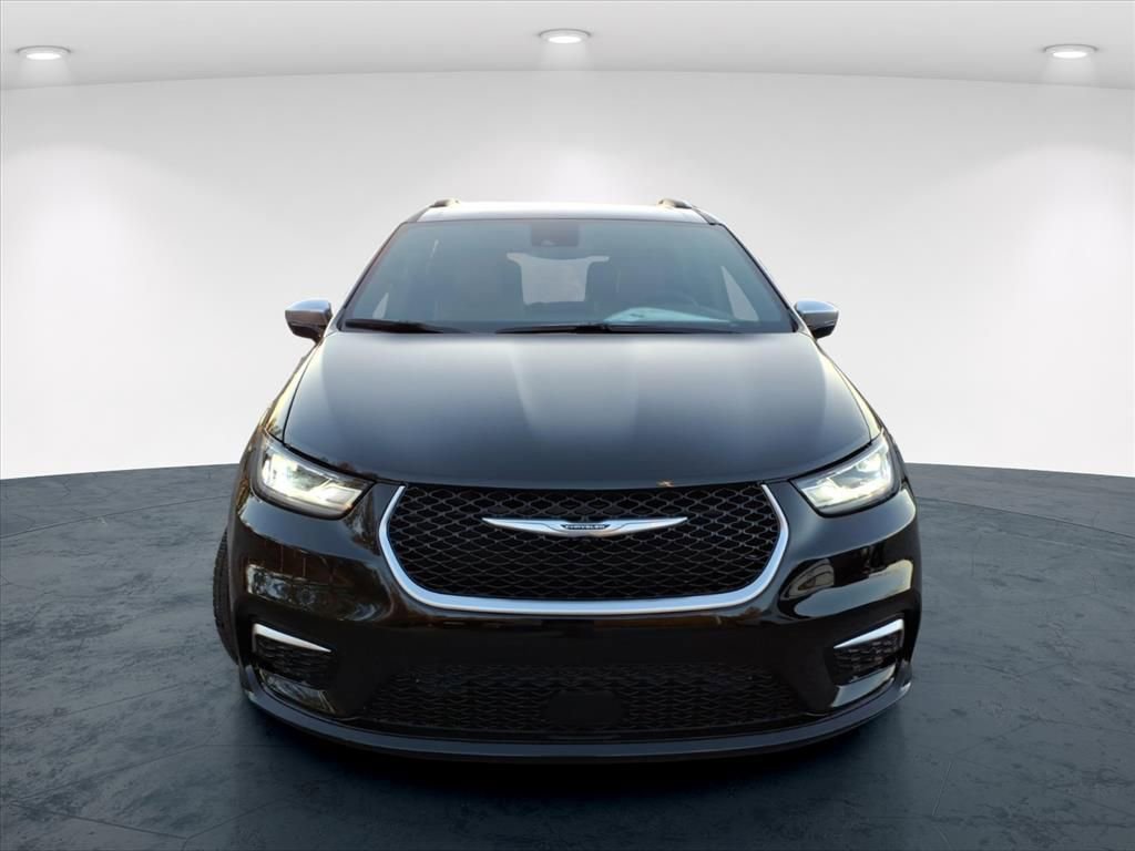 New 2026 Chrysler Pacifica Pinnacle w/ Trailer Tow Group image 4