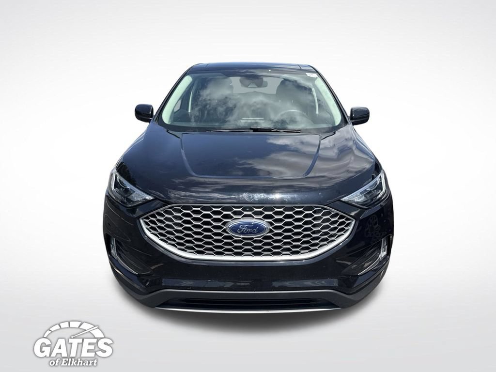 Used 2024 Ford Edge SEL w/ Convenience Package AWD/4WD image 2