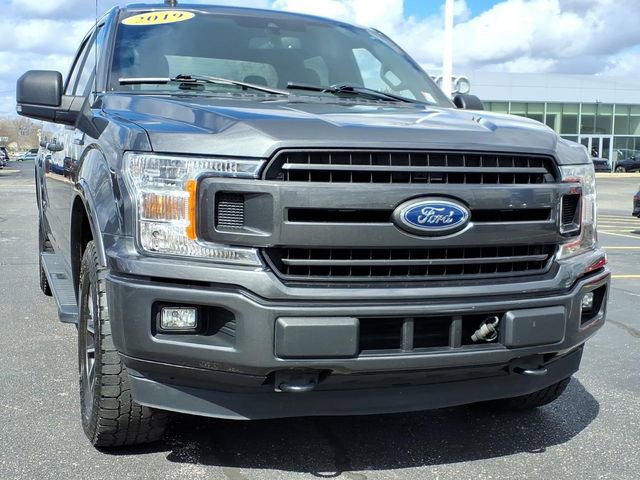 Used 2019 Ford F150 XLT w/ Equipment Group 301A Mid image 2