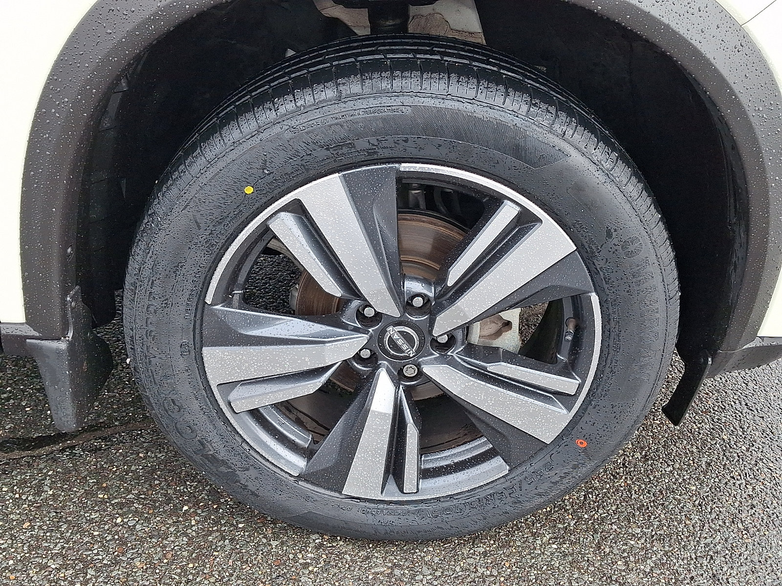 Used 2023 Nissan Rogue SL AWD/4WD image 9