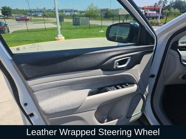 Used 2022 Jeep Compass Latitude w/ Convenience Group FWD image 23
