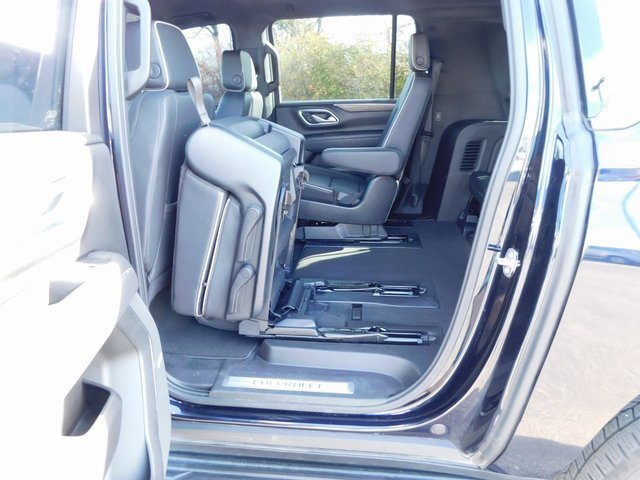 Certified 2023 Chevrolet Suburban Premier image 36