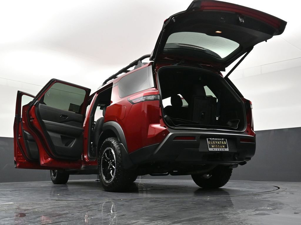 Certified 2025 Nissan Pathfinder Rock Creek image 40