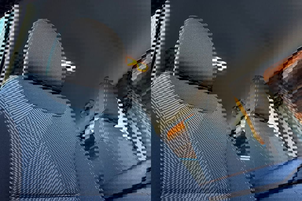 New 2027 Chevrolet Bolt LT w/ Comfort Package image 17