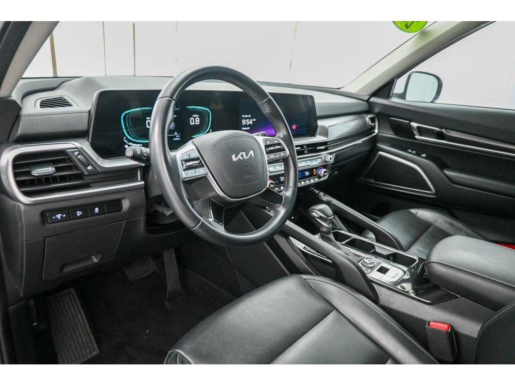 Used 2023 Kia Telluride S AWD/4WD image 32