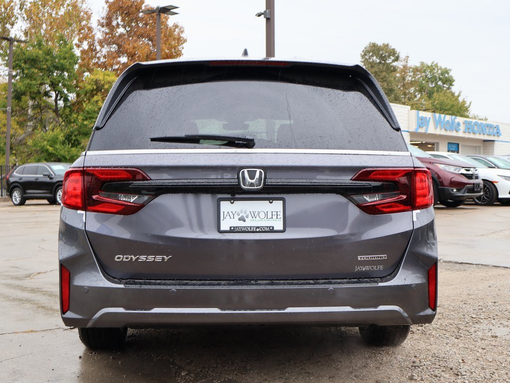 New 2026 Honda Odyssey Touring image 6