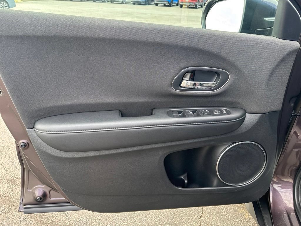 Used 2022 Honda HR-V EX image 29
