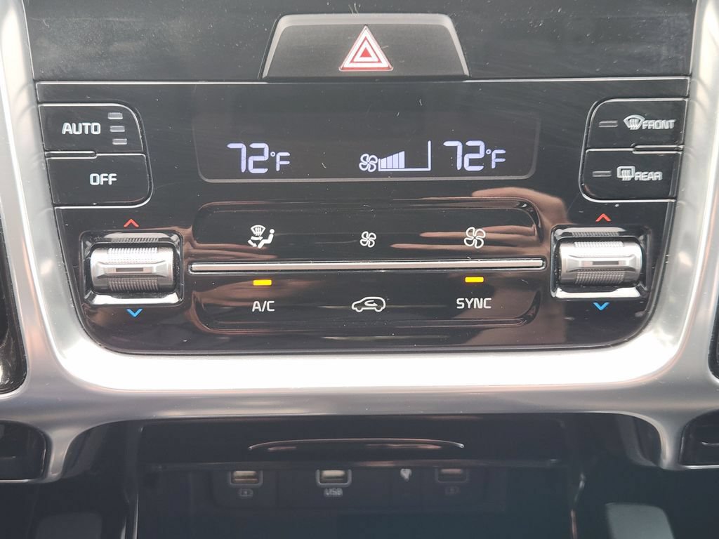 Used 2022 Kia Sorento SX AWD/4WD image 19