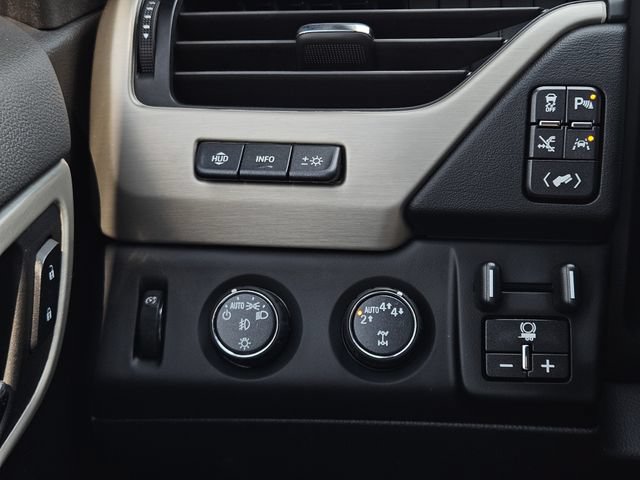Used 2020 GMC Yukon XL Denali w/ Denali Ultimate Package AWD/4WD image 21
