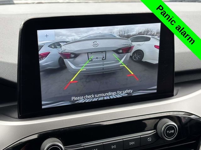 Used 2020 Ford Escape SE image 17