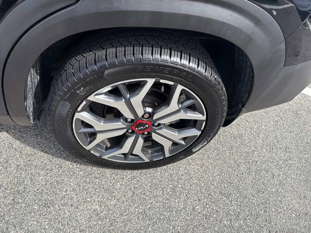 Used 2022 Kia Seltos SX w/ Sunroof Package image 15