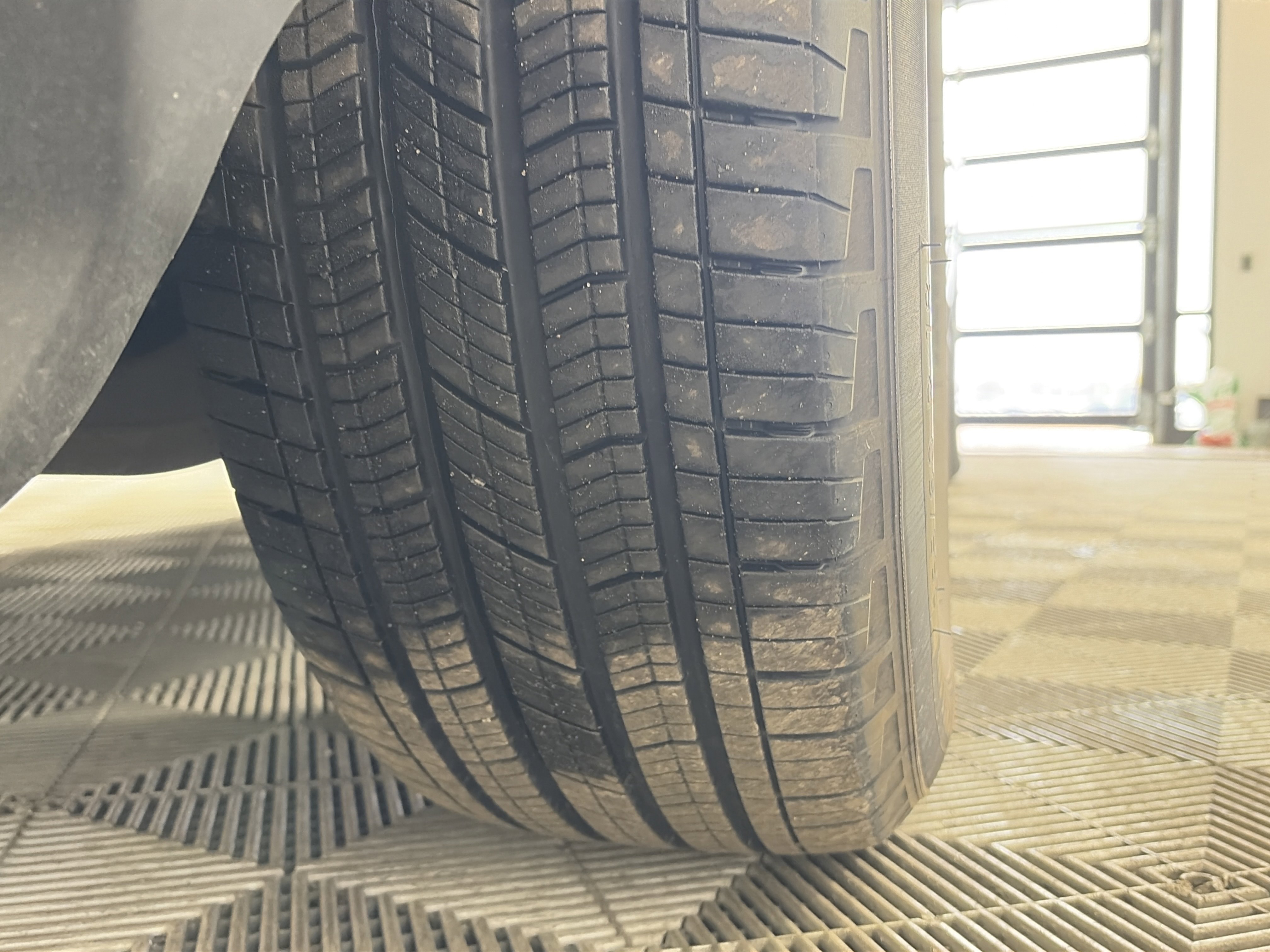 Used 2023 Jeep Grand Cherokee L Limited w/ Trailer Tow Group (B) image 13