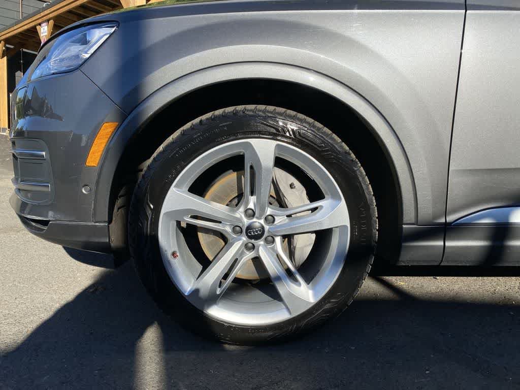 Used 2019 Audi Q7 3.0T Prestige w/ Prestige Package AWD/4WD image 11