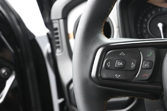 Used 2024 Jeep Wrangler Unlimited AWD/4WD image 28