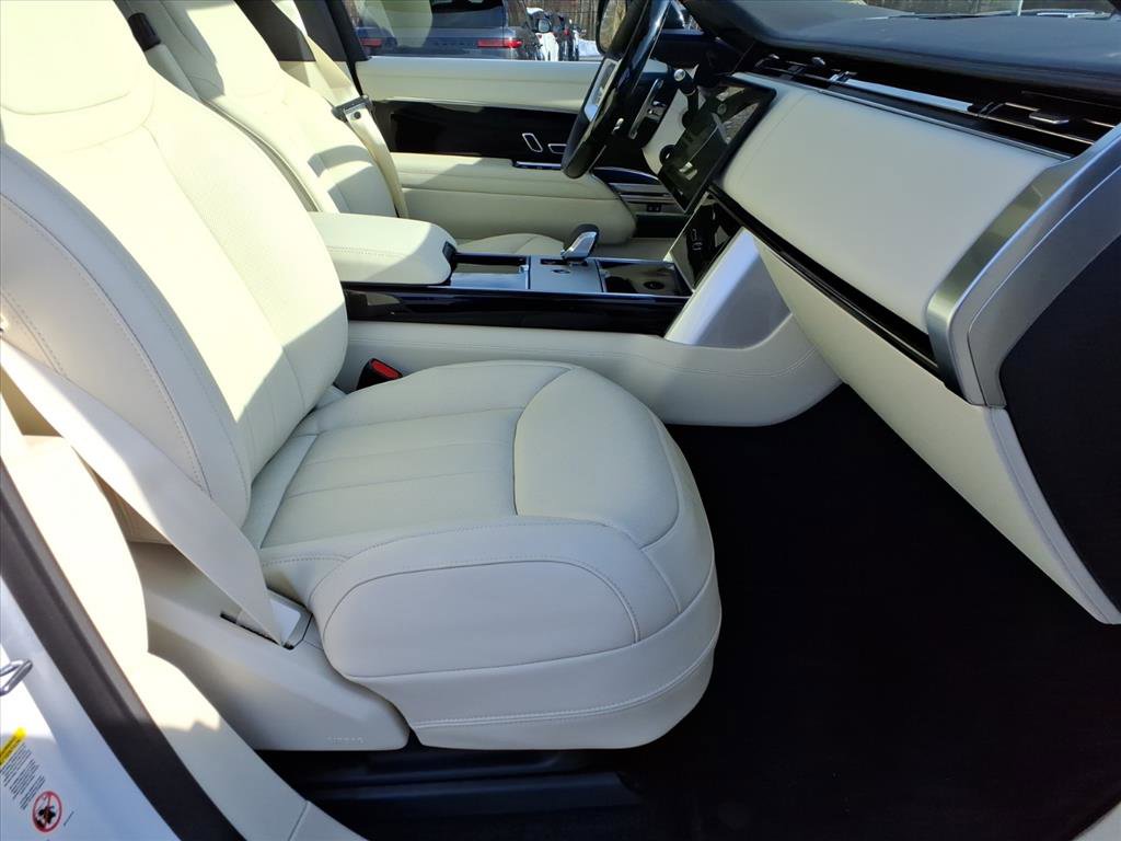 New 2026 Land Rover Range Rover Autobiography image 3