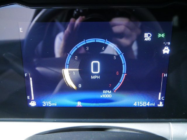 Used 2025 Chevrolet Trax LT FWD image 33