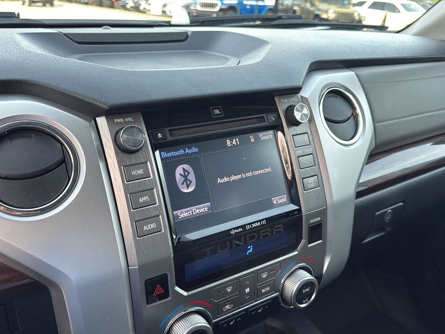 Used 2014 Toyota Tundra Limited w/ Limited Premium Package image 20