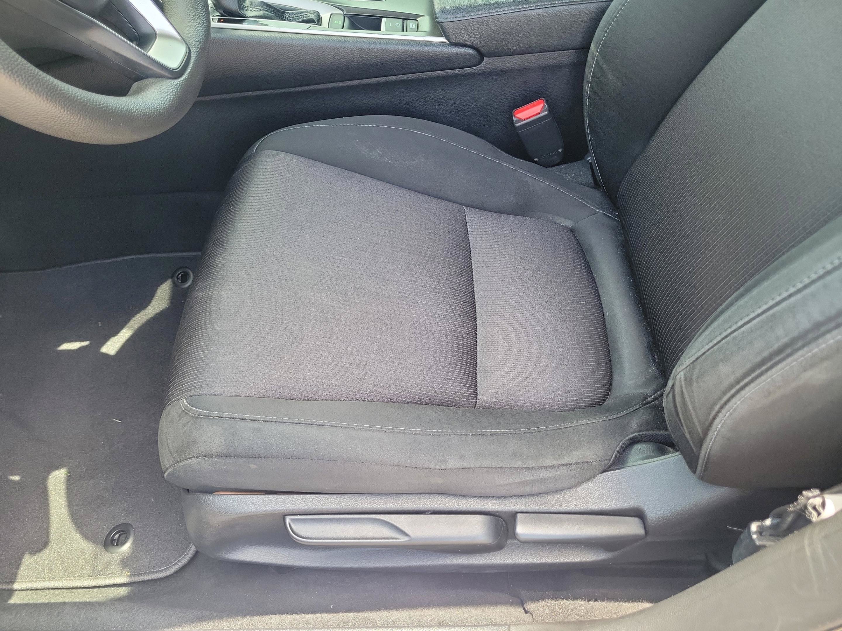 Used 2019 Honda Accord LX image 25