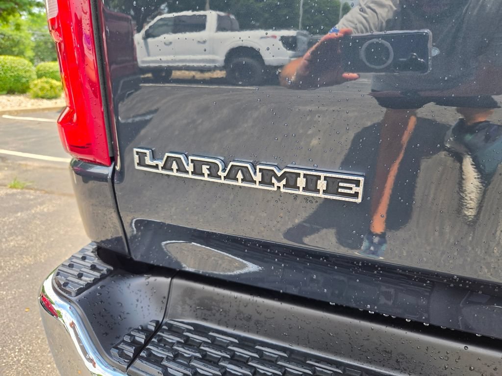 Used 2026 RAM 1500 Laramie AWD/4WD image 17