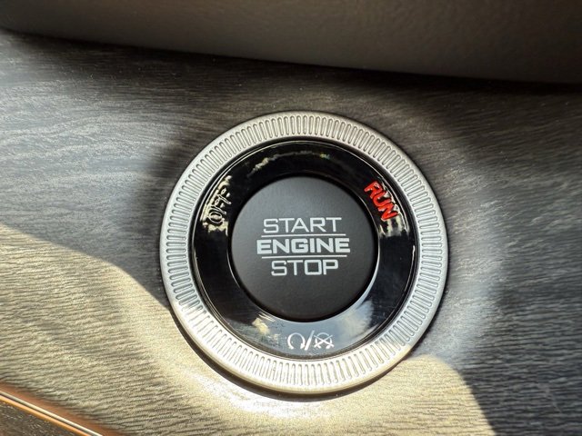 Certified 2023 Jeep Grand Cherokee Overland w/ Adv Protech Group III image 31