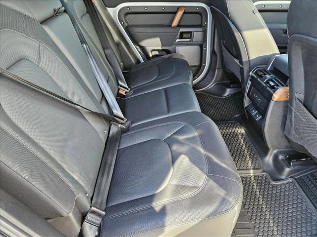 Used 2023 Land Rover Defender 110 X image 19