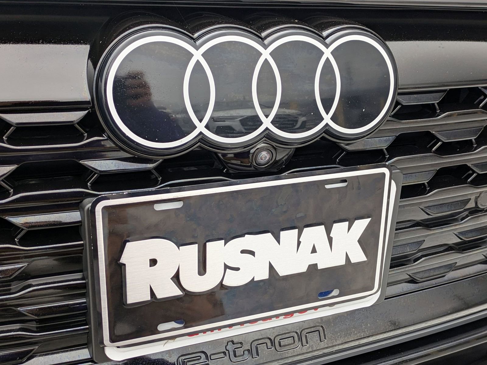 Used 2024 Audi Q8 e-tron Prestige w/ Prestige Package AWD/4WD image 25